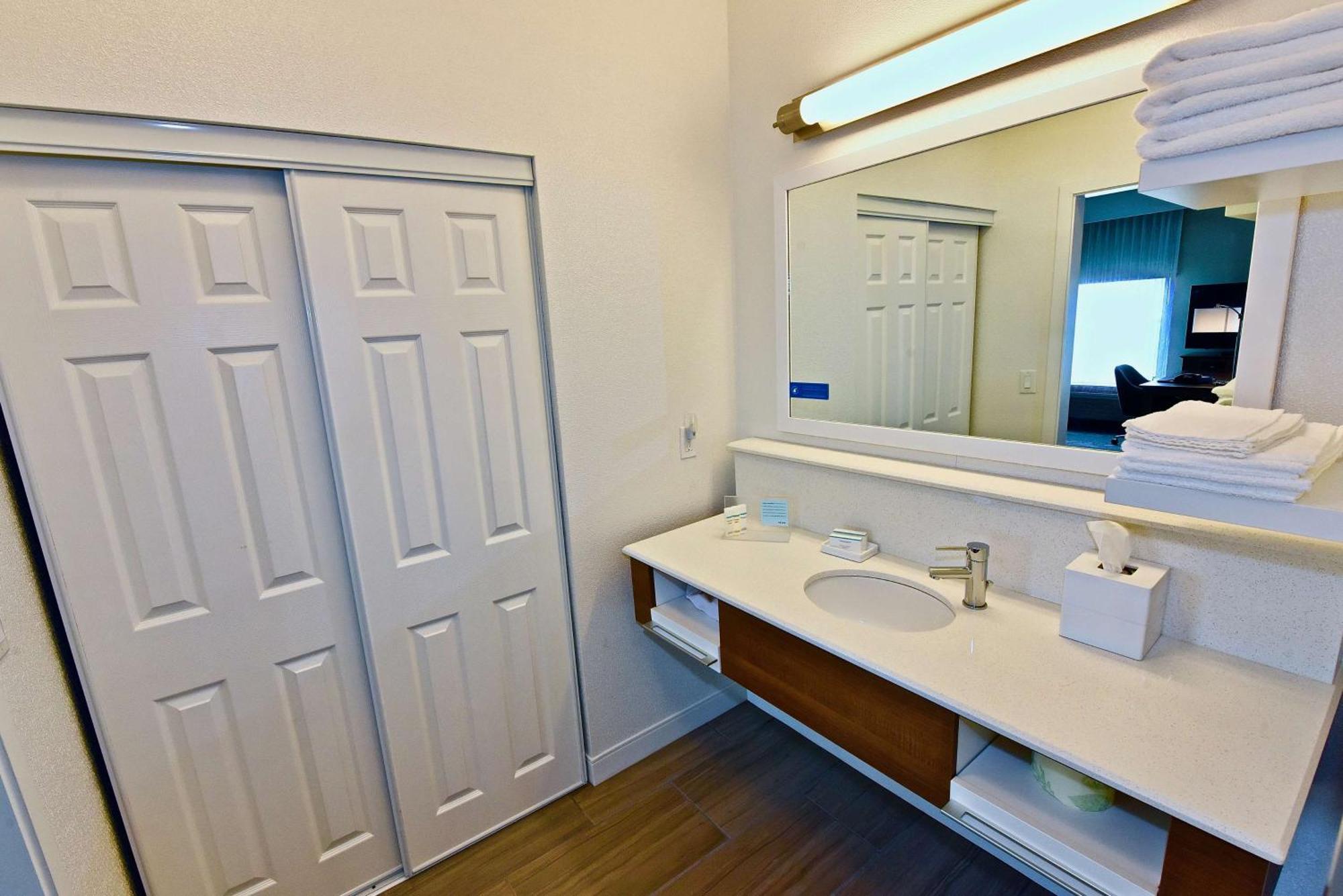 Hampton Inn By Hilton Kirksville Mo Екстериор снимка